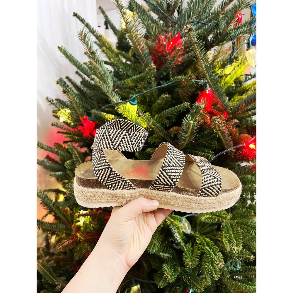 Cushionaire Sandals